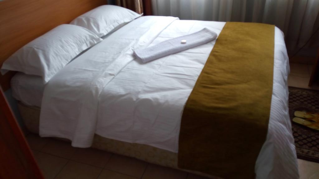 Bed and Breakfast La Jardine Найробі Номер фото